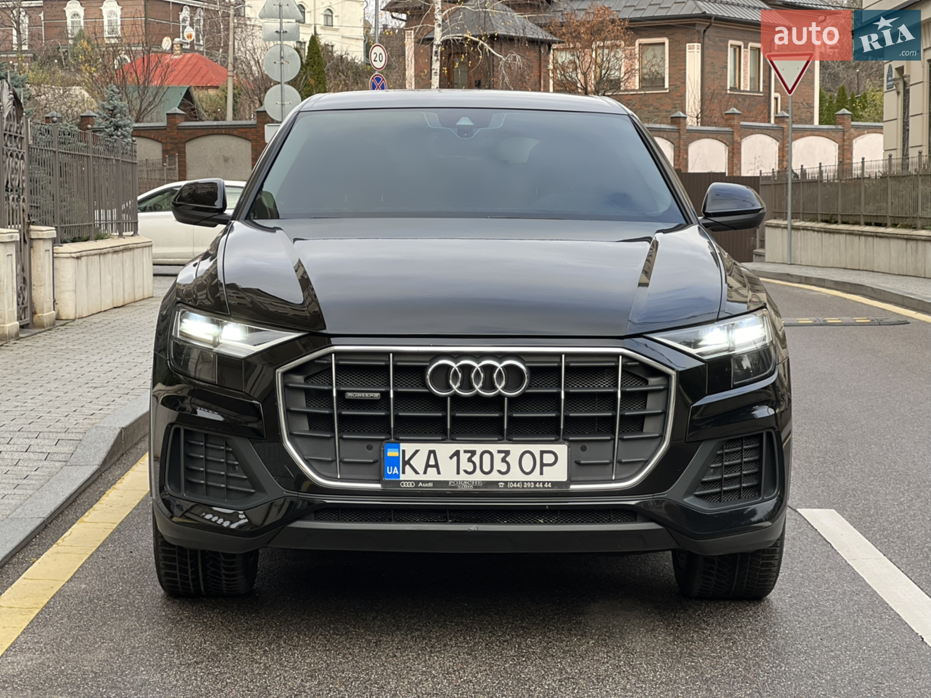 2019 Audi Q8 - мініатюра 2