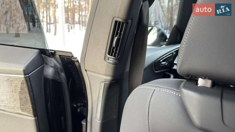 Позашляховик / Кросовер Audi Q8 2018 в Києві