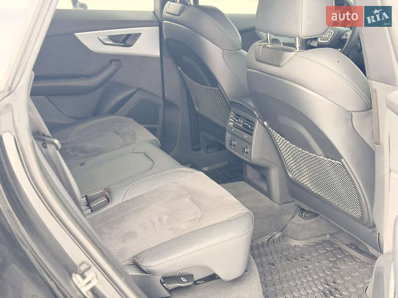 Внедорожник / Кроссовер Audi Q8 2024 в Киеве