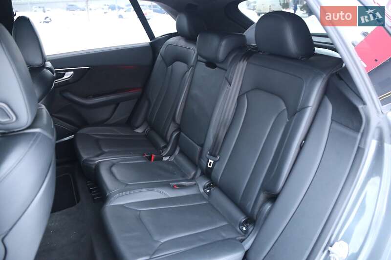 Внедорожник / Кроссовер Audi Q8 2019 в Киеве фото 11 Внедорожник / Кроссовер Audi Q8 2019 в Киеве