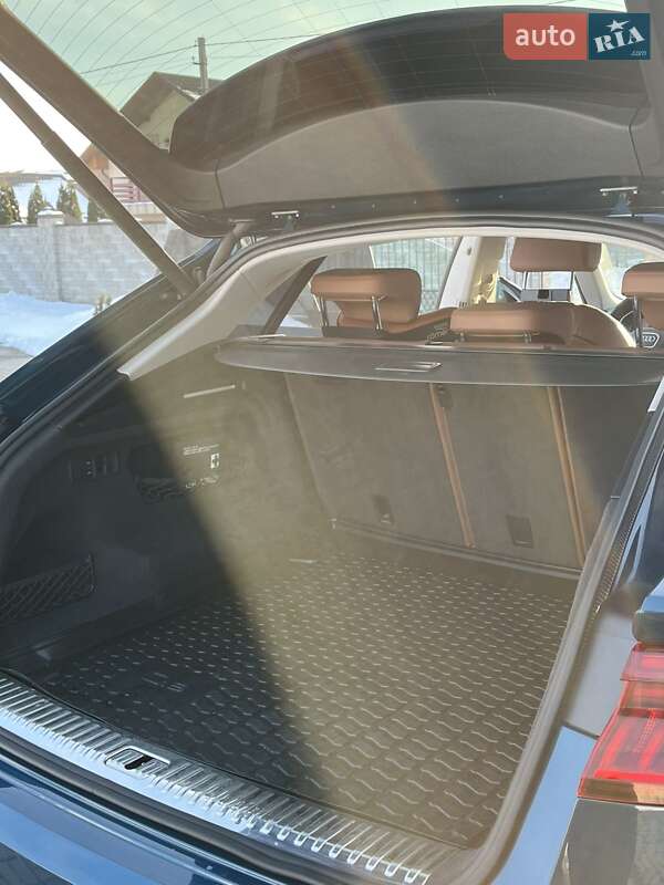 Внедорожник / Кроссовер Audi Q8 2019 в Ровно