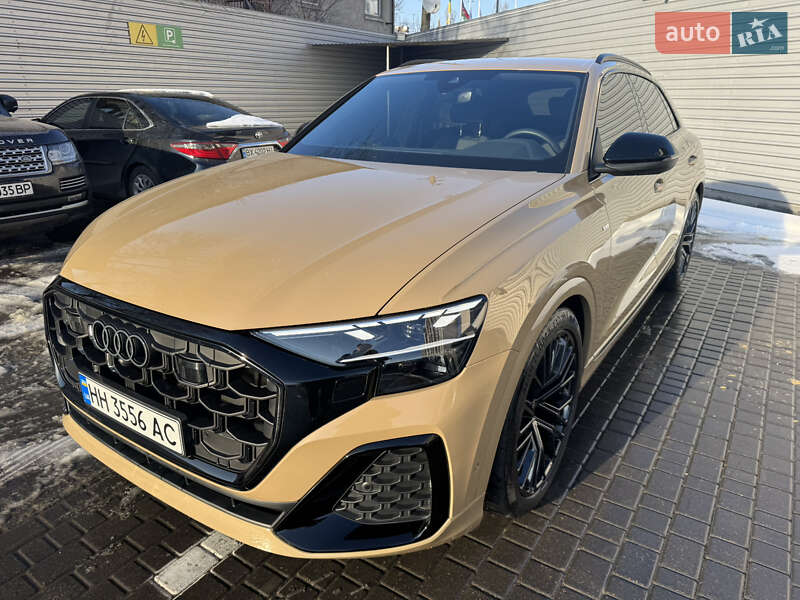 Audi Q8 2025