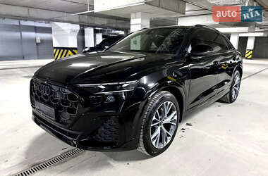 Позашляховик / Кросовер Audi Q8 2024 в Вінниці