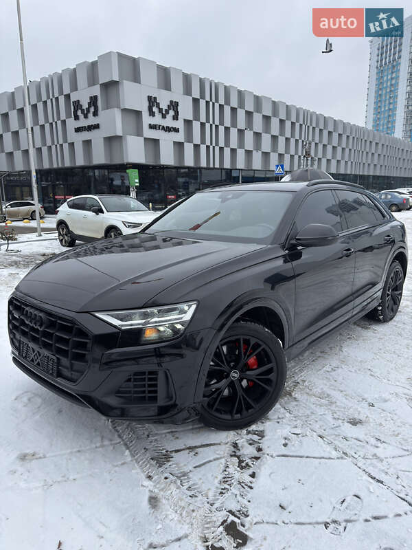 Внедорожник / Кроссовер Audi Q8 2021 в Одессе