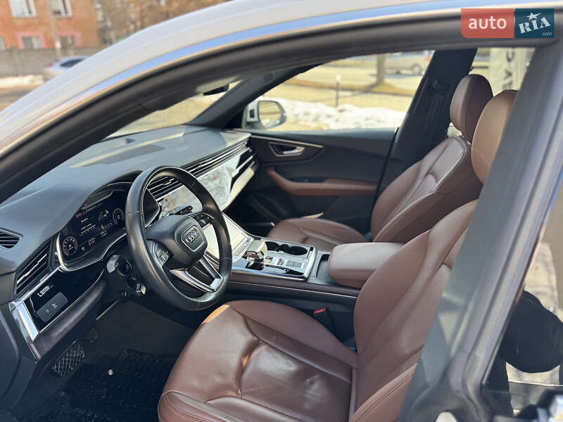 Внедорожник / Кроссовер Audi Q8 2018 в Ровно
