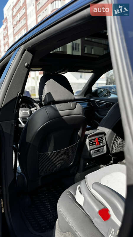 Внедорожник / Кроссовер Audi Q8 2018 в Львове