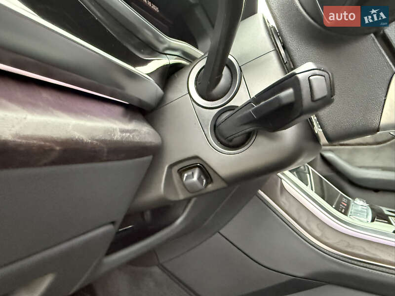 Позашляховик / Кросовер Audi Q8 2020 в Львові