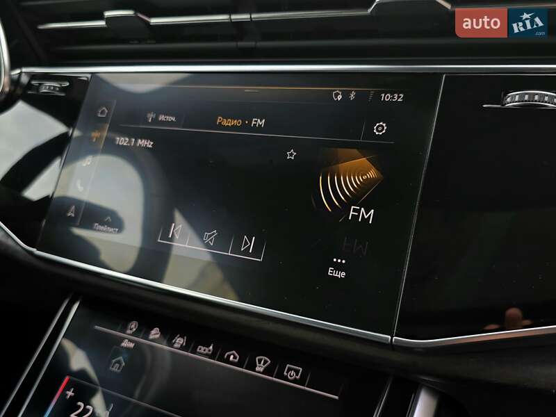 Позашляховик / Кросовер Audi Q8 2018 в Миколаєві