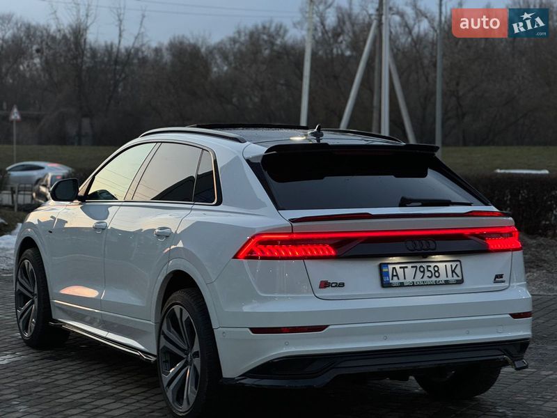 Внедорожник / Кроссовер Audi Q8 2018 в Ивано-Франковске
