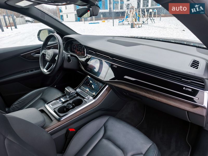Внедорожник / Кроссовер Audi Q8 2019 в Ивано-Франковске