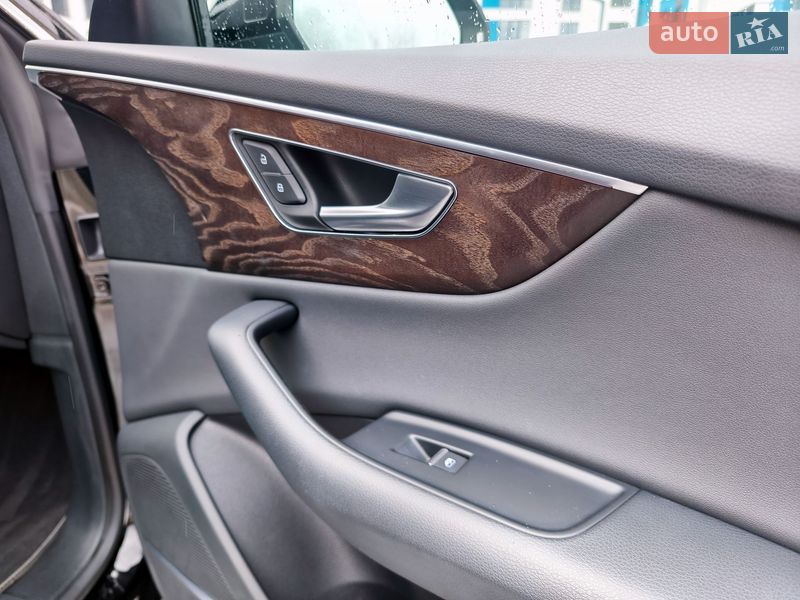 Внедорожник / Кроссовер Audi Q8 2019 в Ивано-Франковске