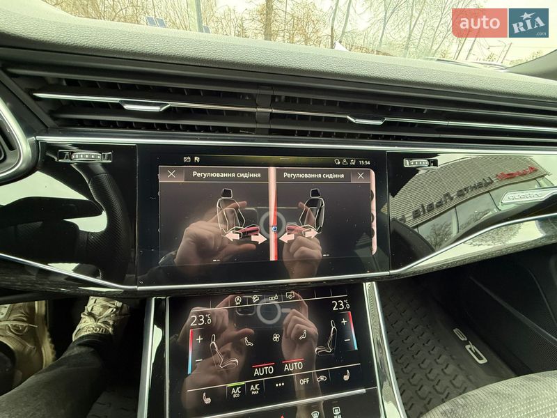 Позашляховик / Кросовер Audi Q8 2018 в Львові