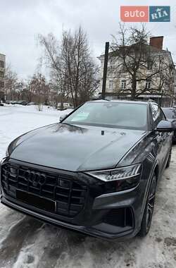 Позашляховик / Кросовер Audi Q8 2020 в Сумах