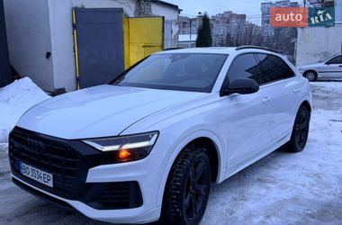 Внедорожник / Кроссовер Audi Q8 2019 в Киеве
