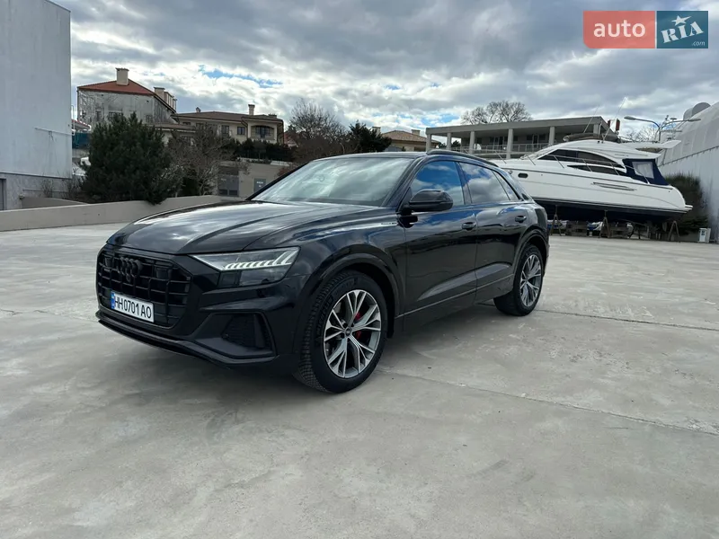 Audi Q8