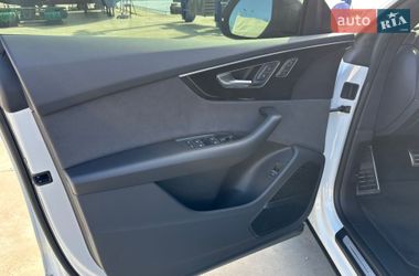 Внедорожник / Кроссовер Audi Q8 2024 в Одессе