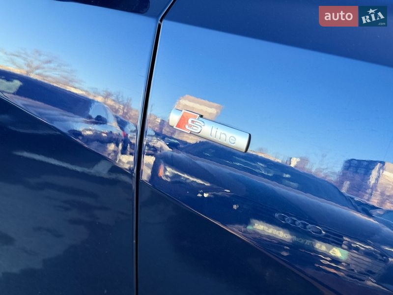 Внедорожник / Кроссовер Audi Q8 2019 в Киеве