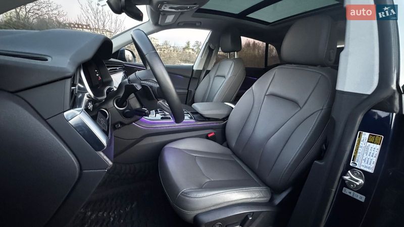 Внедорожник / Кроссовер Audi Q8 2021 в Львове