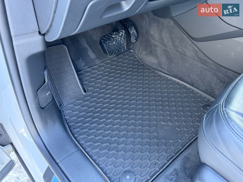 Внедорожник / Кроссовер Audi Q8 2023 в Виннице