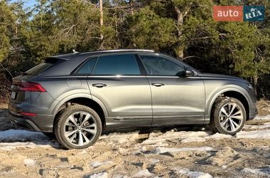 Внедорожник / Кроссовер Audi Q8 2021 в Киеве