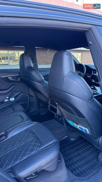 Позашляховик / Кросовер Audi Q8 2020 в Києві