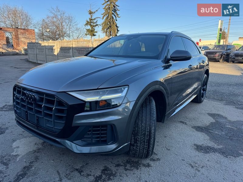 Позашляховик / Кросовер Audi Q8 2018 в Тернополі