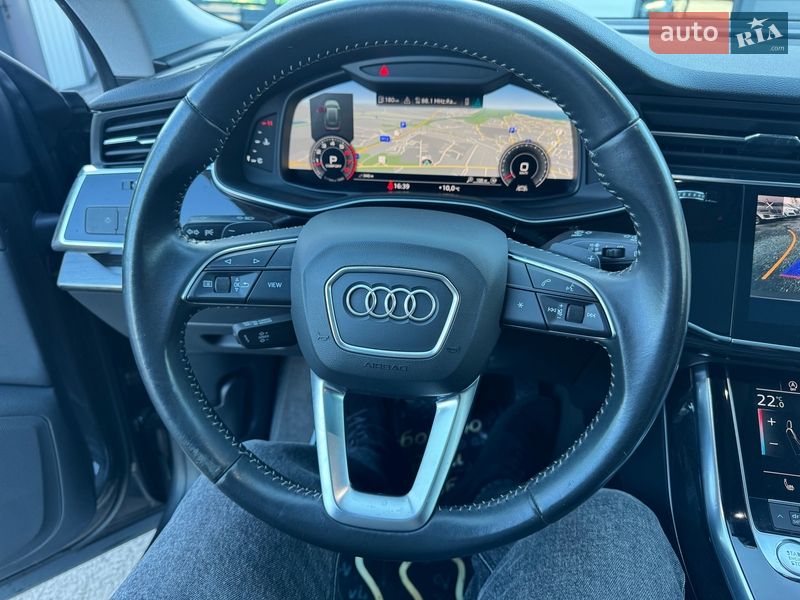 Позашляховик / Кросовер Audi Q8 2018 в Тернополі