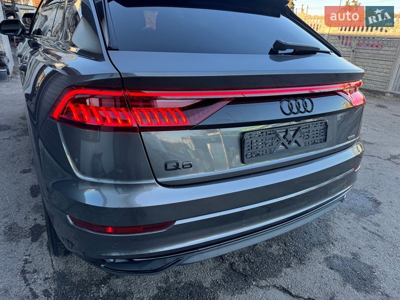 Позашляховик / Кросовер Audi Q8 2018 в Тернополі