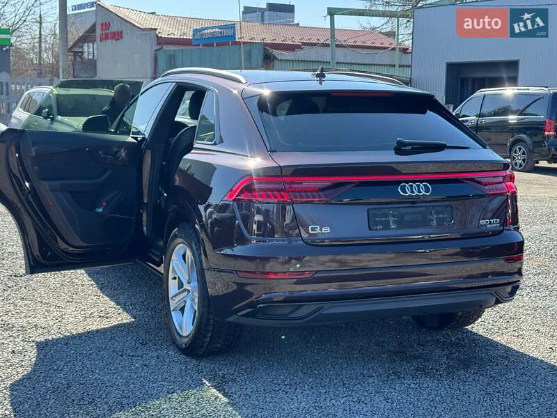 Позашляховик / Кросовер Audi Q8 2019 в Тернополі