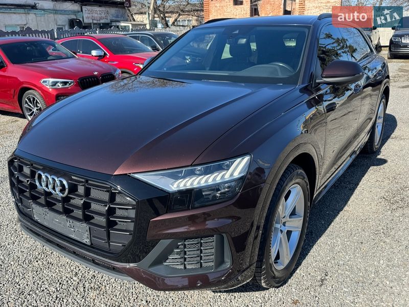 Позашляховик / Кросовер Audi Q8 2019 в Тернополі