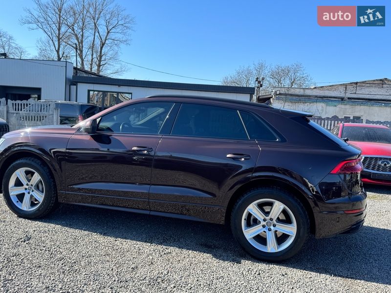 Позашляховик / Кросовер Audi Q8 2019 в Тернополі