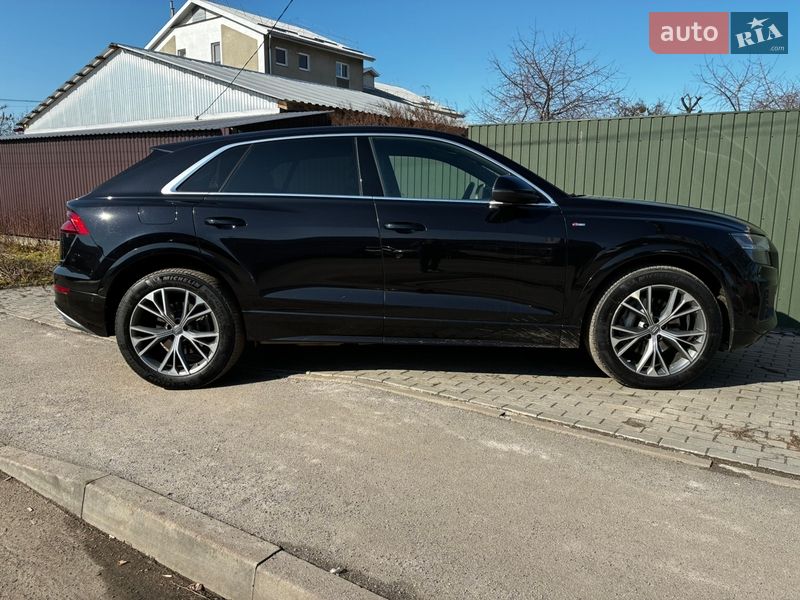 Позашляховик / Кросовер Audi Q8 2020 в Вінниці фото 11 Позашляховик / Кросовер Audi Q8 2020 в Вінниці