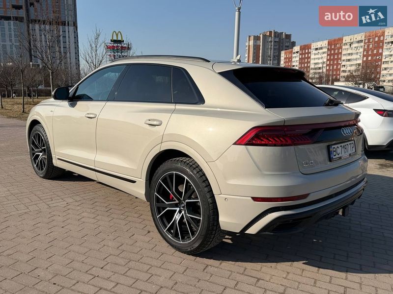 Внедорожник / Кроссовер Audi Q8 2020 в Львове