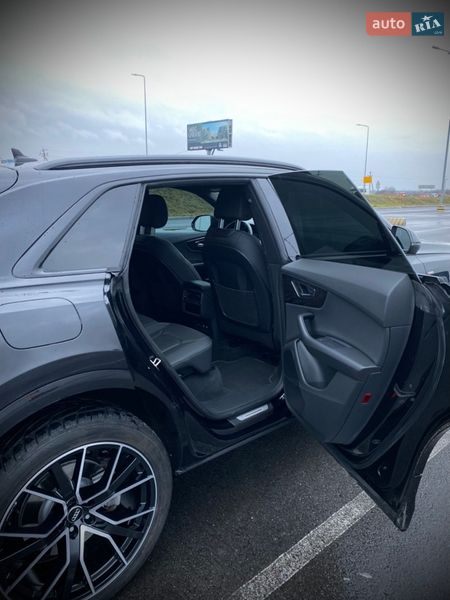 Внедорожник / Кроссовер Audi Q8 2020 в Львове