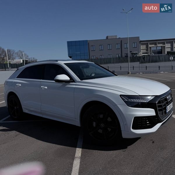 Внедорожник / Кроссовер Audi Q8 2023 в Полтаве