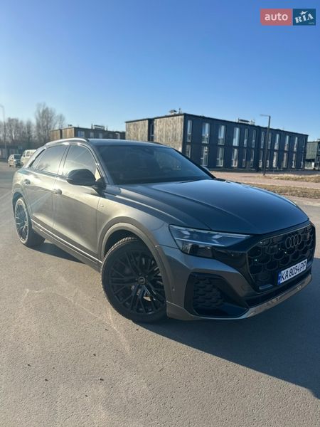 Внедорожник / Кроссовер Audi Q8 2025 в Чернигове