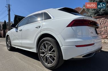 Позашляховик / Кросовер Audi Q8 2018 в Києві