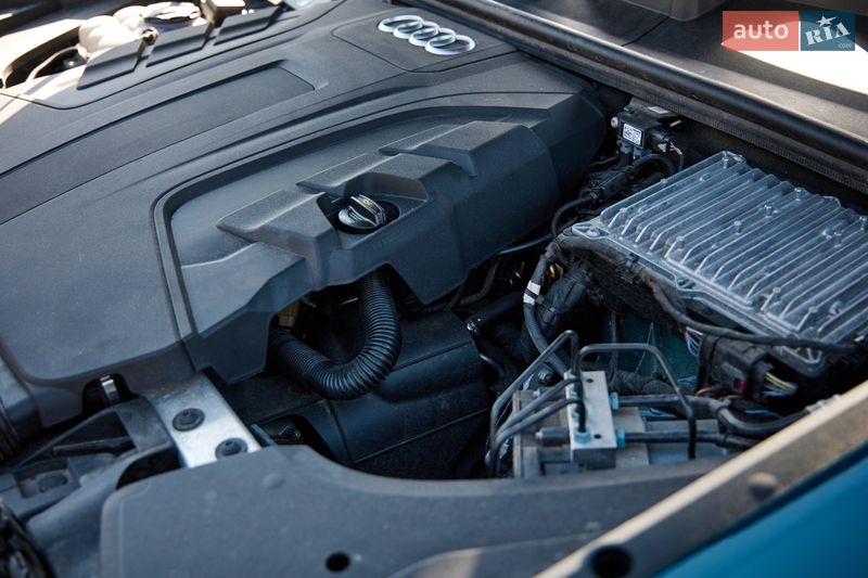 Внедорожник / Кроссовер Audi Q8 2019 в Киеве