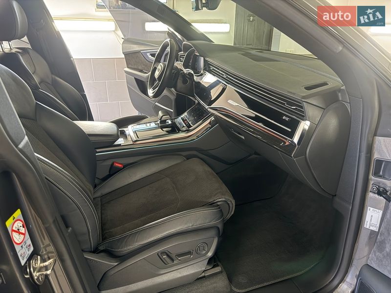 Внедорожник / Кроссовер Audi Q8 2019 в Виннице