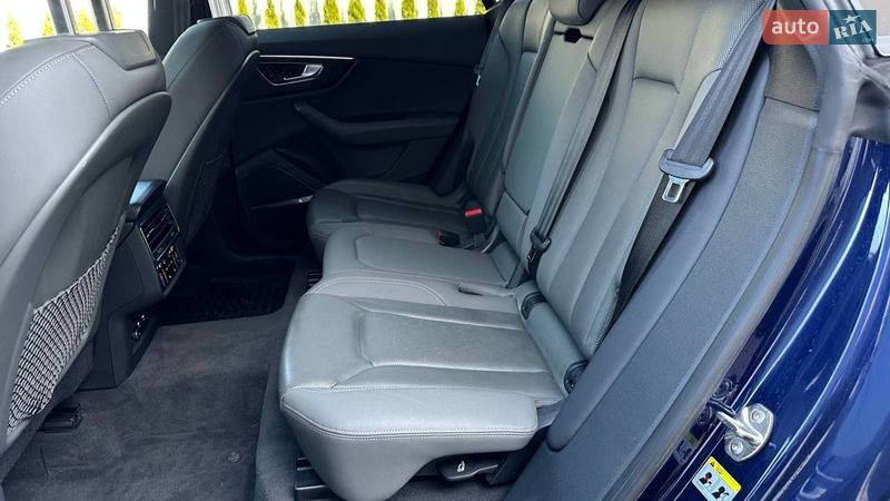 Внедорожник / Кроссовер Audi Q8 2019 в Луцке