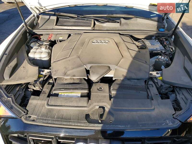 Внедорожник / Кроссовер Audi Q8 2019 в Хмельницком