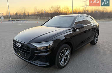 Внедорожник / Кроссовер Audi Q8 2019 в Ровно