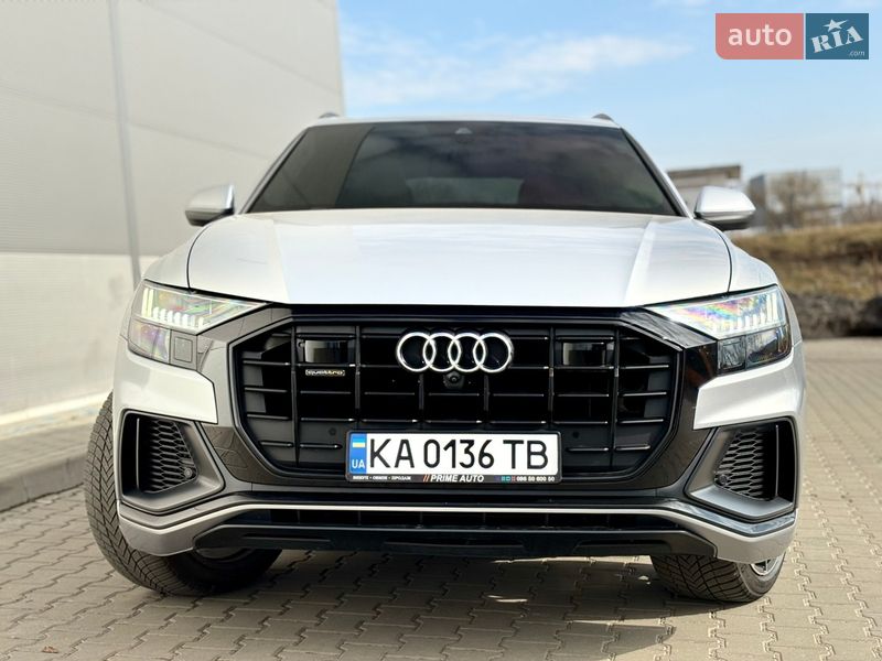 Внедорожник / Кроссовер Audi Q8 2020 в Киеве