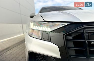 Внедорожник / Кроссовер Audi Q8 2020 в Киеве
