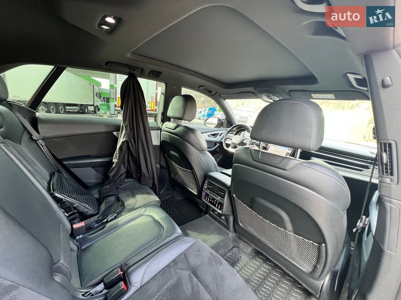 Позашляховик / Кросовер Audi Q8 2020 в Мукачевому