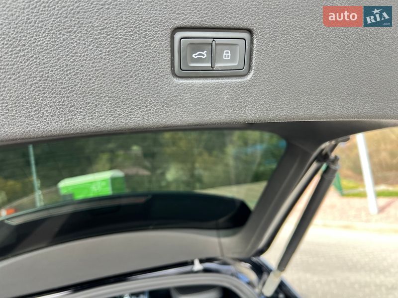 Позашляховик / Кросовер Audi Q8 2020 в Мукачевому