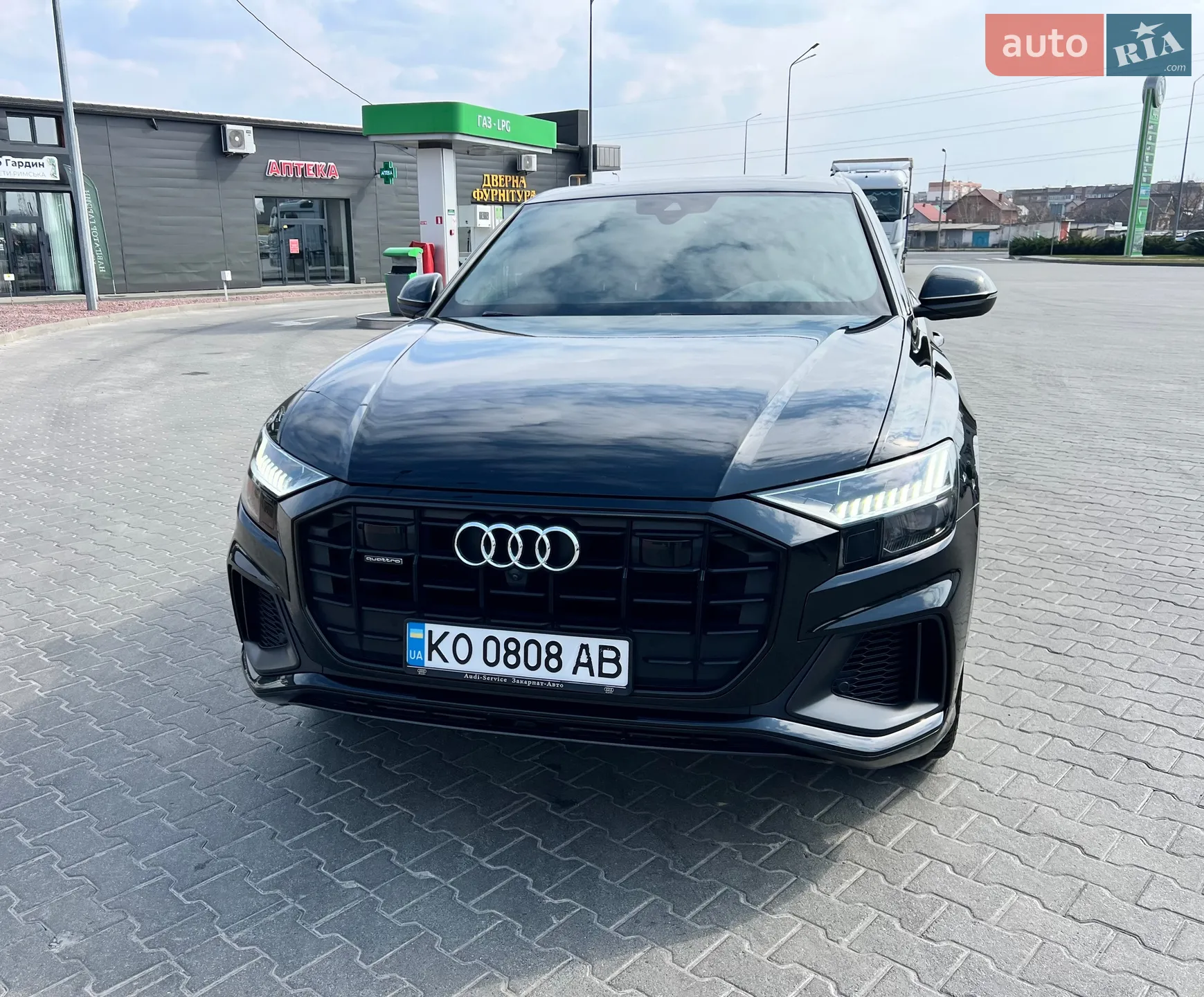 2020 Audi Q8 - мініатюра 3