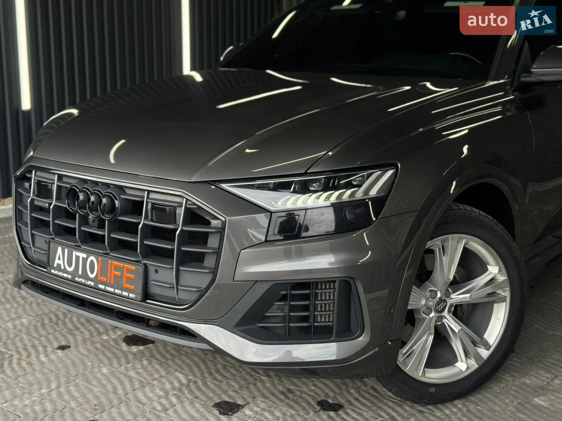 2018 Audi Q8 - мініатюра 2