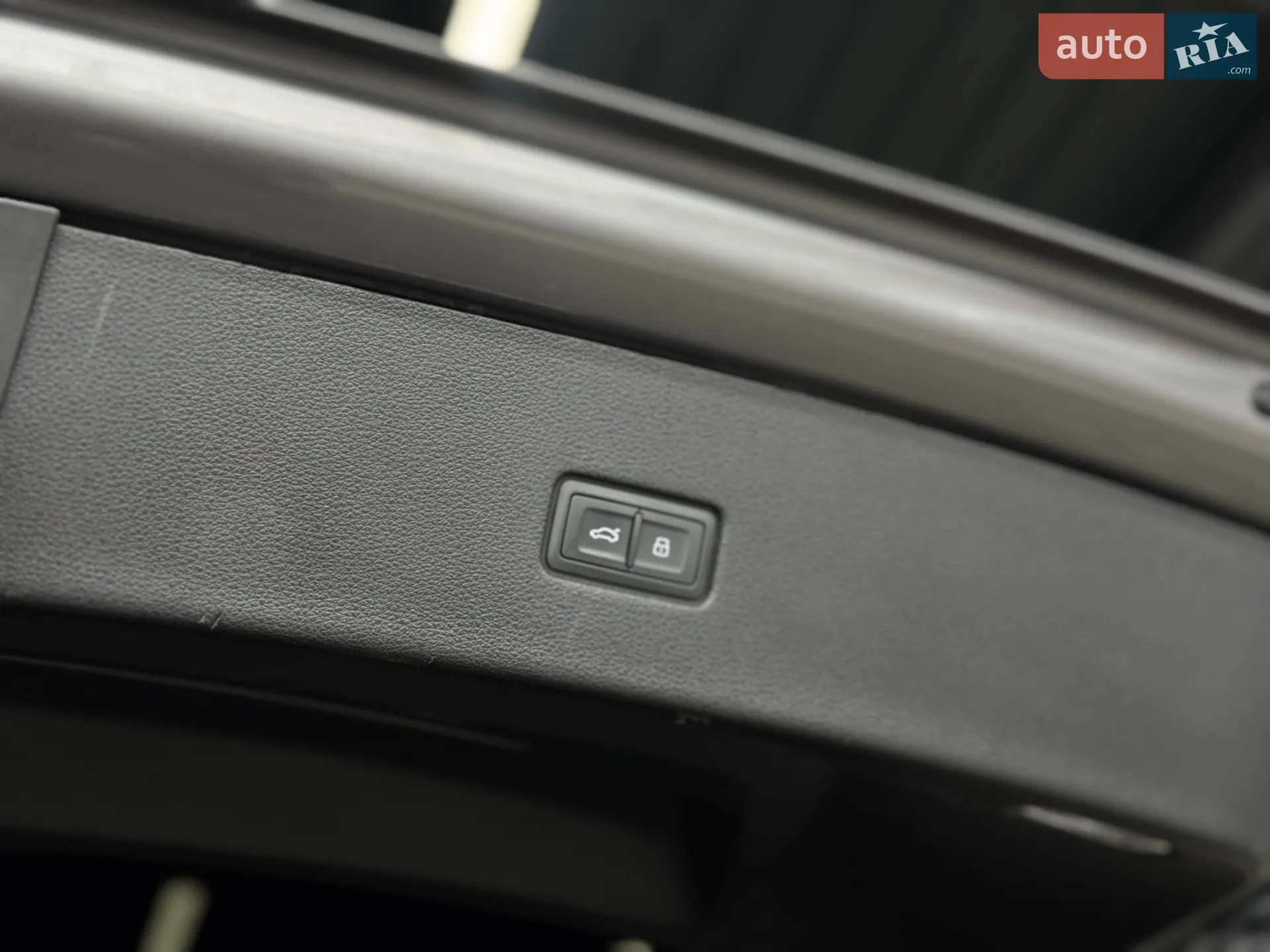 2018 Audi Q8 - мініатюра 26