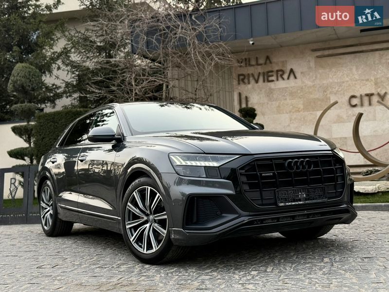 Позашляховик / Кросовер Audi Q8 2018 в Львові